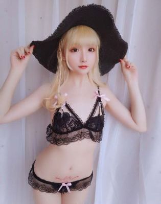 欧美性柔术_HD电影在线看