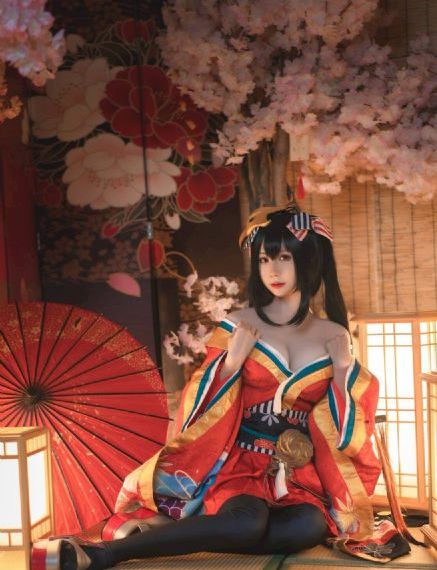 欧美长裙舞蹈_国产剧在线观看高清