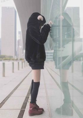 欧美av亚洲av国产制服_超清全集免费观看