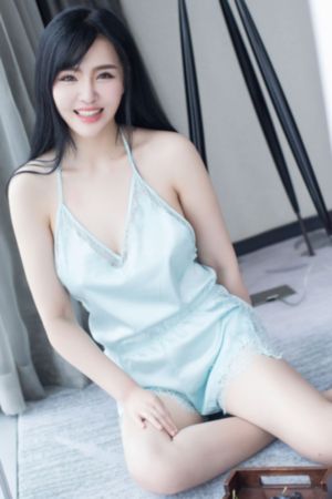 欧美大奶图片_超清日韩免费观看