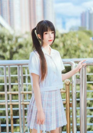 国产精品制服中字在线视频_BD韩语全集在线观看